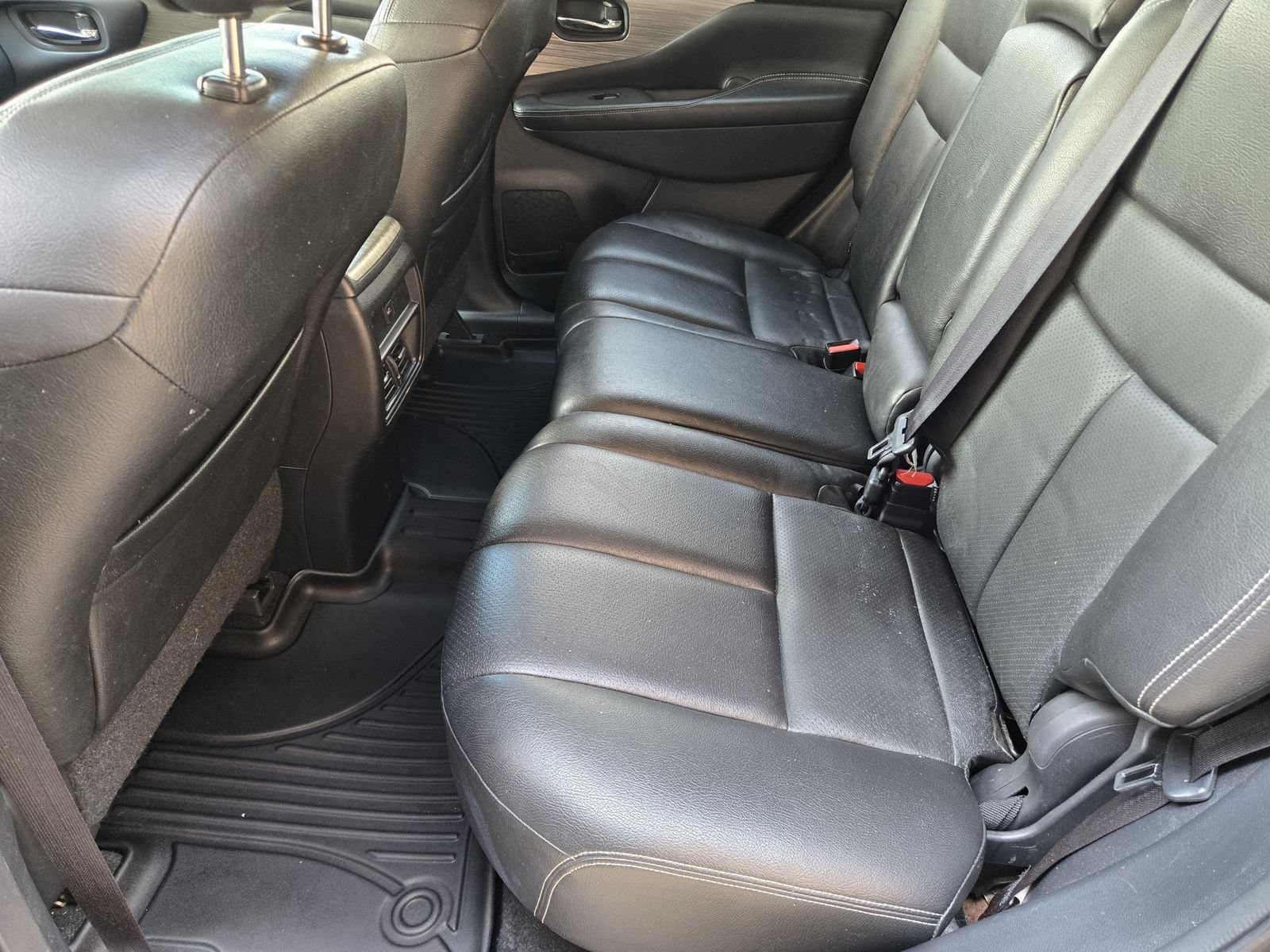 Used 2015 Nissan Murano SV w/ Premium Package FWD image 31