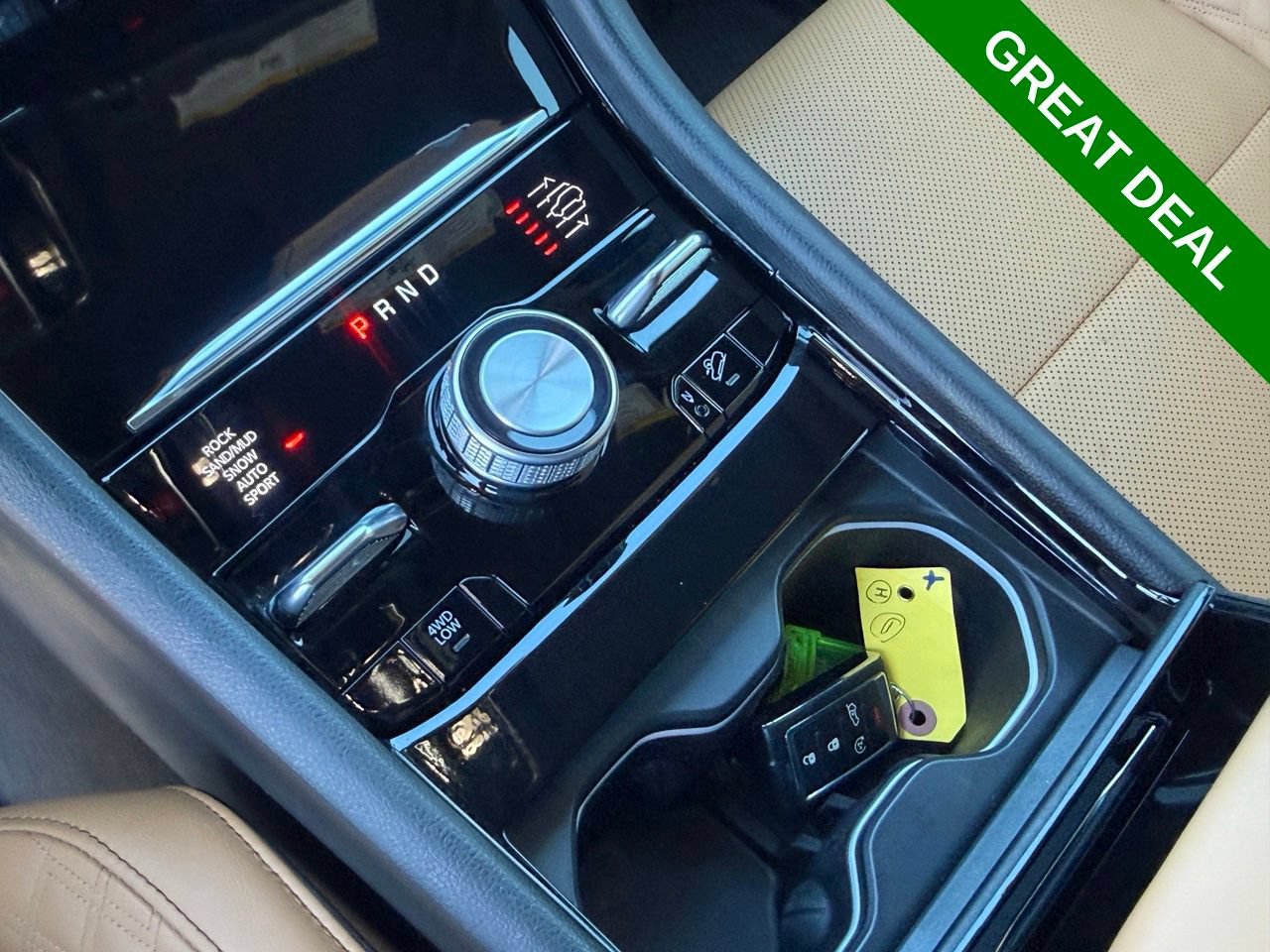 Used 2023 Jeep Grand Cherokee Summit w/ Luxury Tech Group V AWD/4WD image 21
