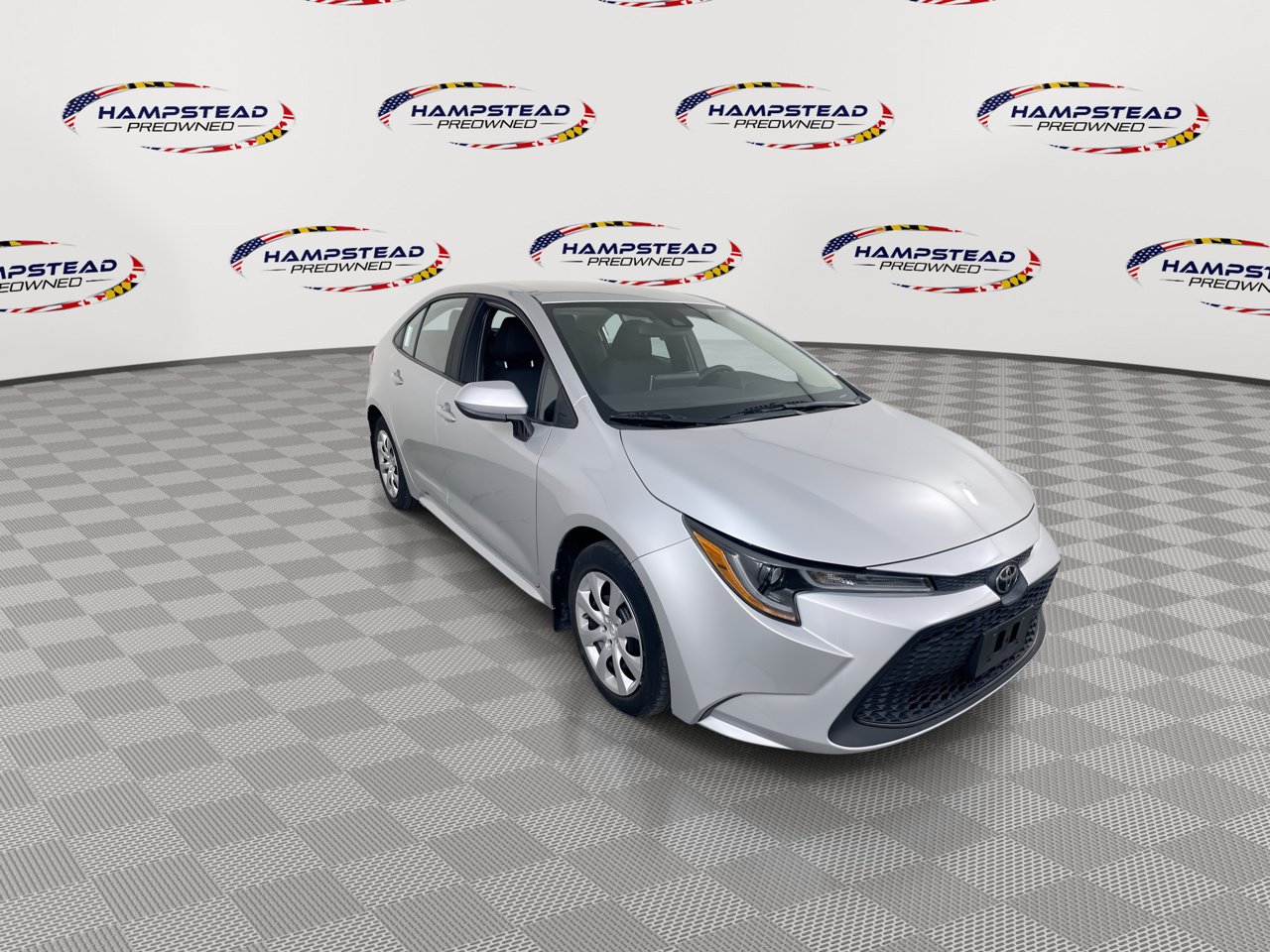 Used 2020 Toyota Corolla LE FWD image 3