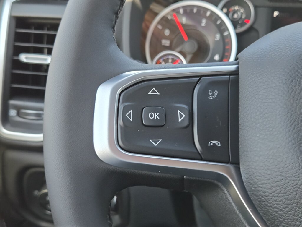 New 2026 RAM 3500 Big Horn AWD/4WD image 18
