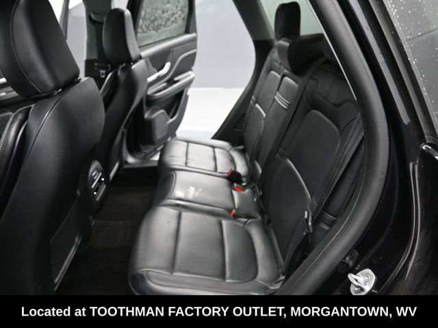 Used 2022 Lincoln Corsair AWD w/ Premium Package image 18