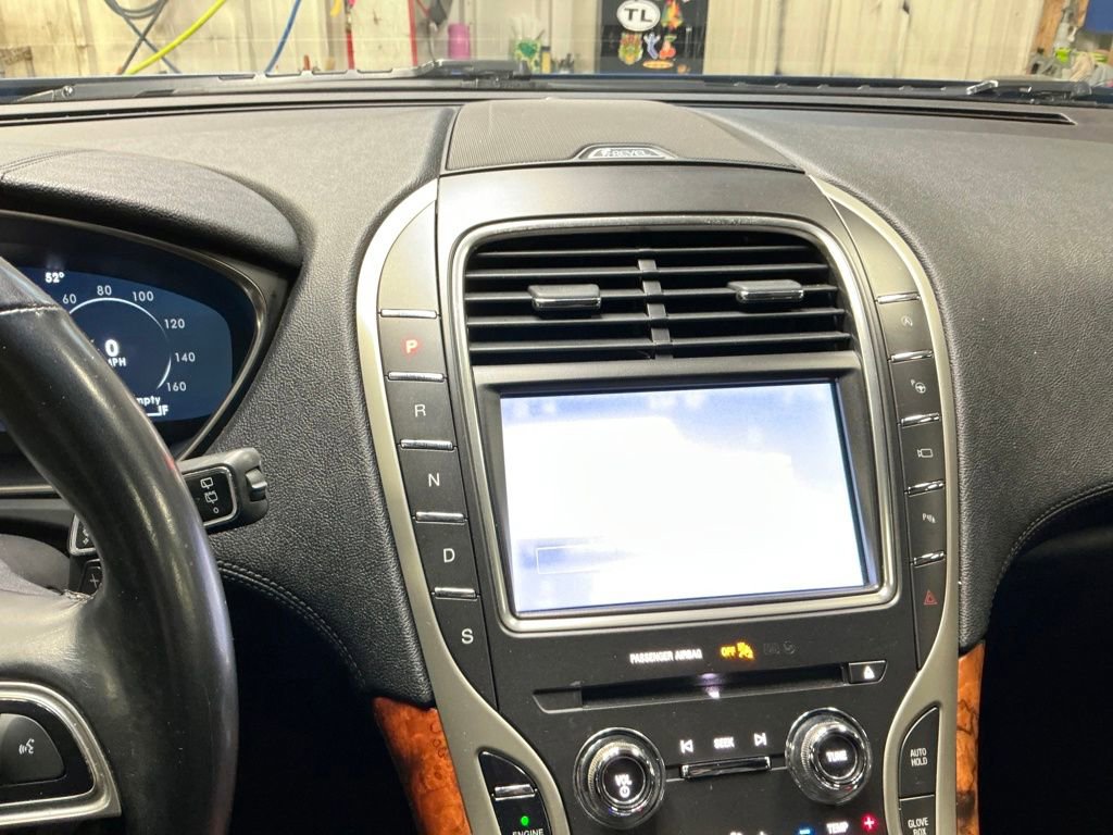 Used 2020 Lincoln Nautilus Reserve w/ Equipment Group 201A image 25