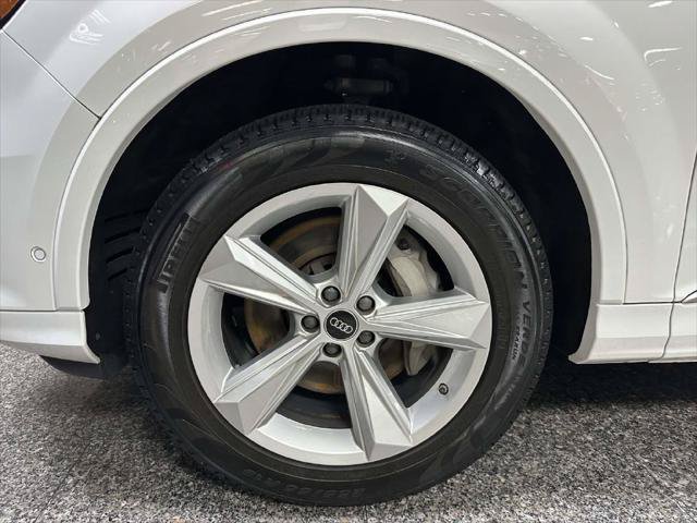 Used 2023 Audi Q7 3.0T Premium AWD/4WD image 6