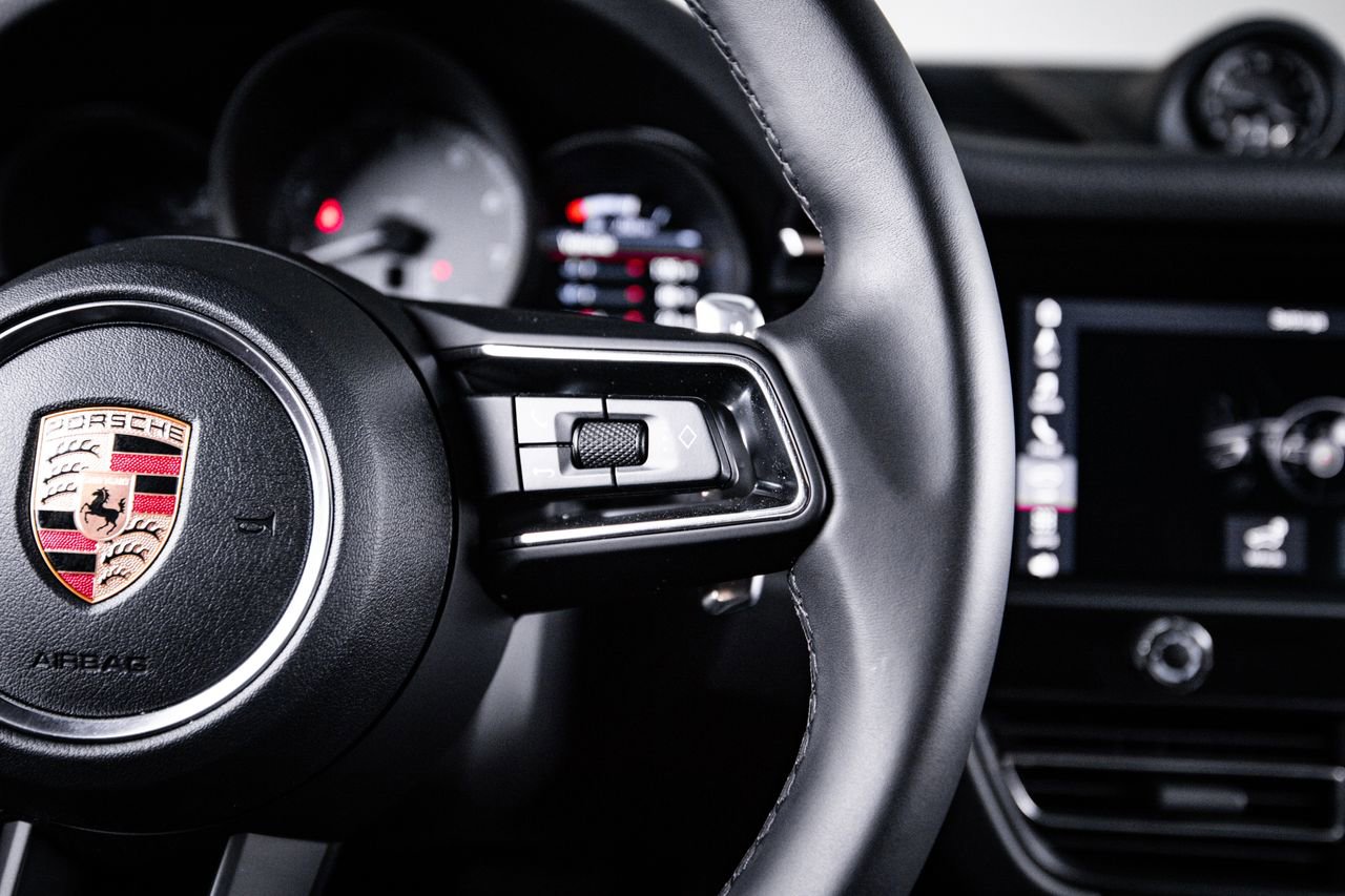 Certified 2026 Porsche Macan S AWD/4WD image 16