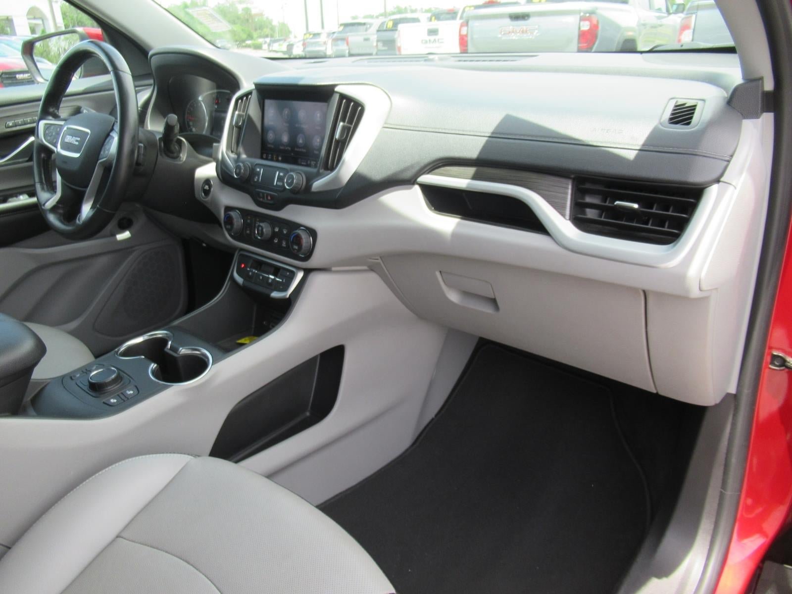 Used 2022 GMC Terrain SLT FWD image 11