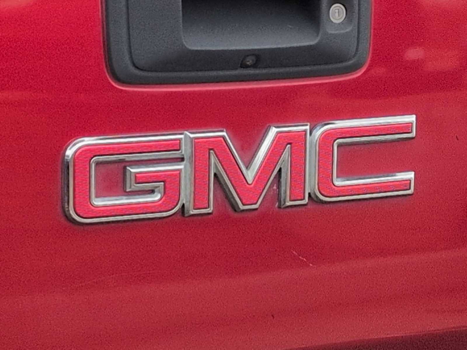 Used 2016 GMC Canyon SLE w/ SLE Convenience Package image 12