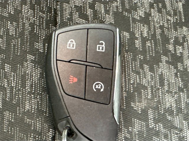 Used 2023 Chevrolet Colorado Z71 w/ Z71 Convenience Package 2 image 16