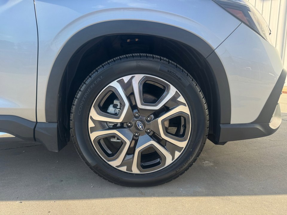 Used 2023 Subaru Ascent Touring image 29