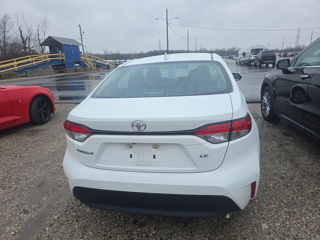 Used 2024 Toyota Corolla LE image 26