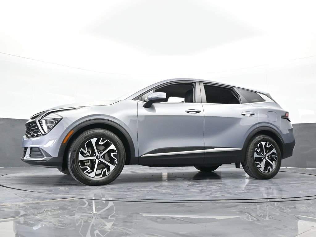 Used 2025 Kia Sportage EX image 59