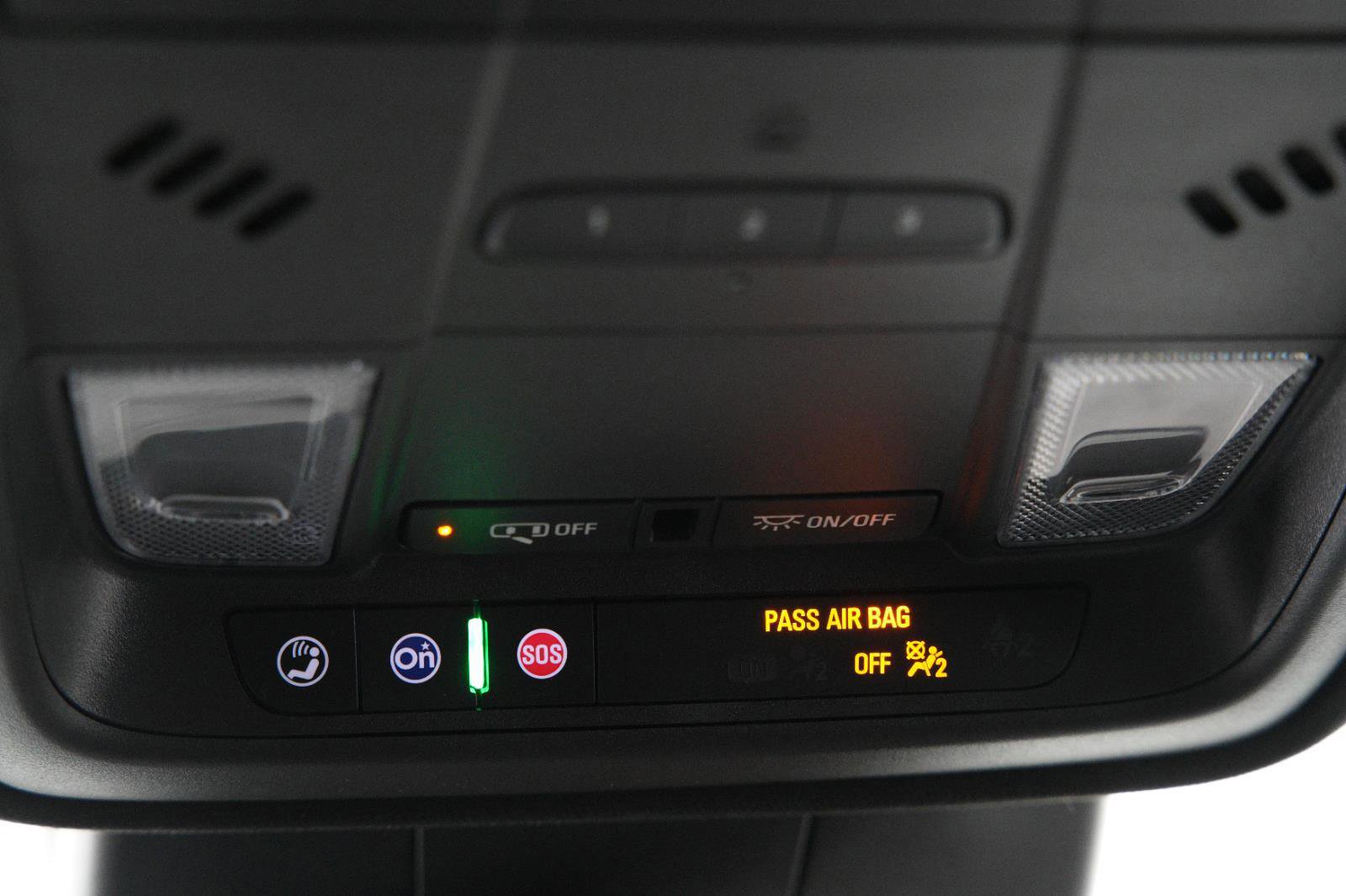 Used 2025 Cadillac XT4 Premium Luxury image 42