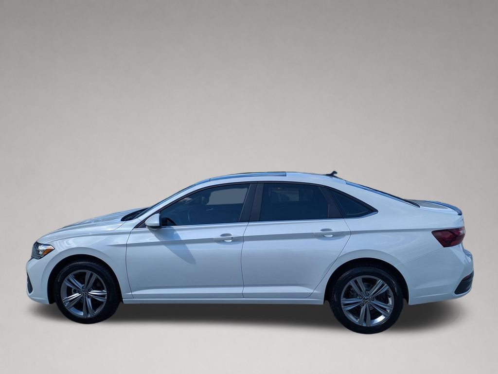 Used 2023 Volkswagen Jetta SE FWD image 6