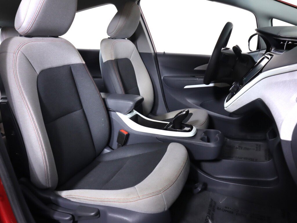 Used 2021 Chevrolet Bolt LT image 35