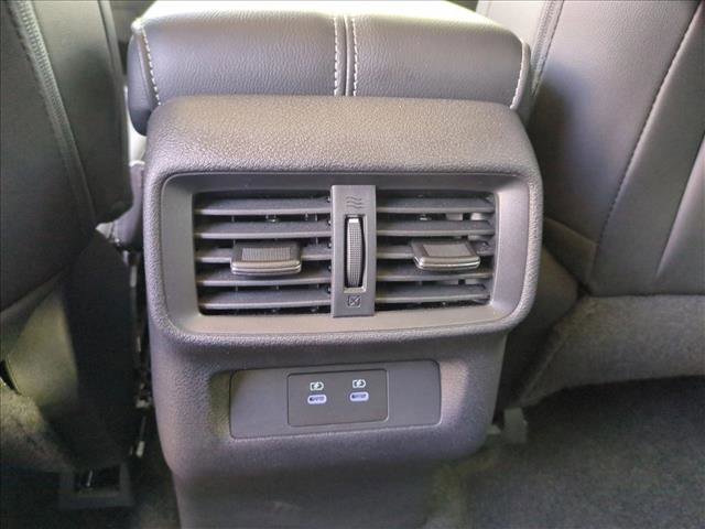 Certified 2025 Nissan Murano SV FWD image 16