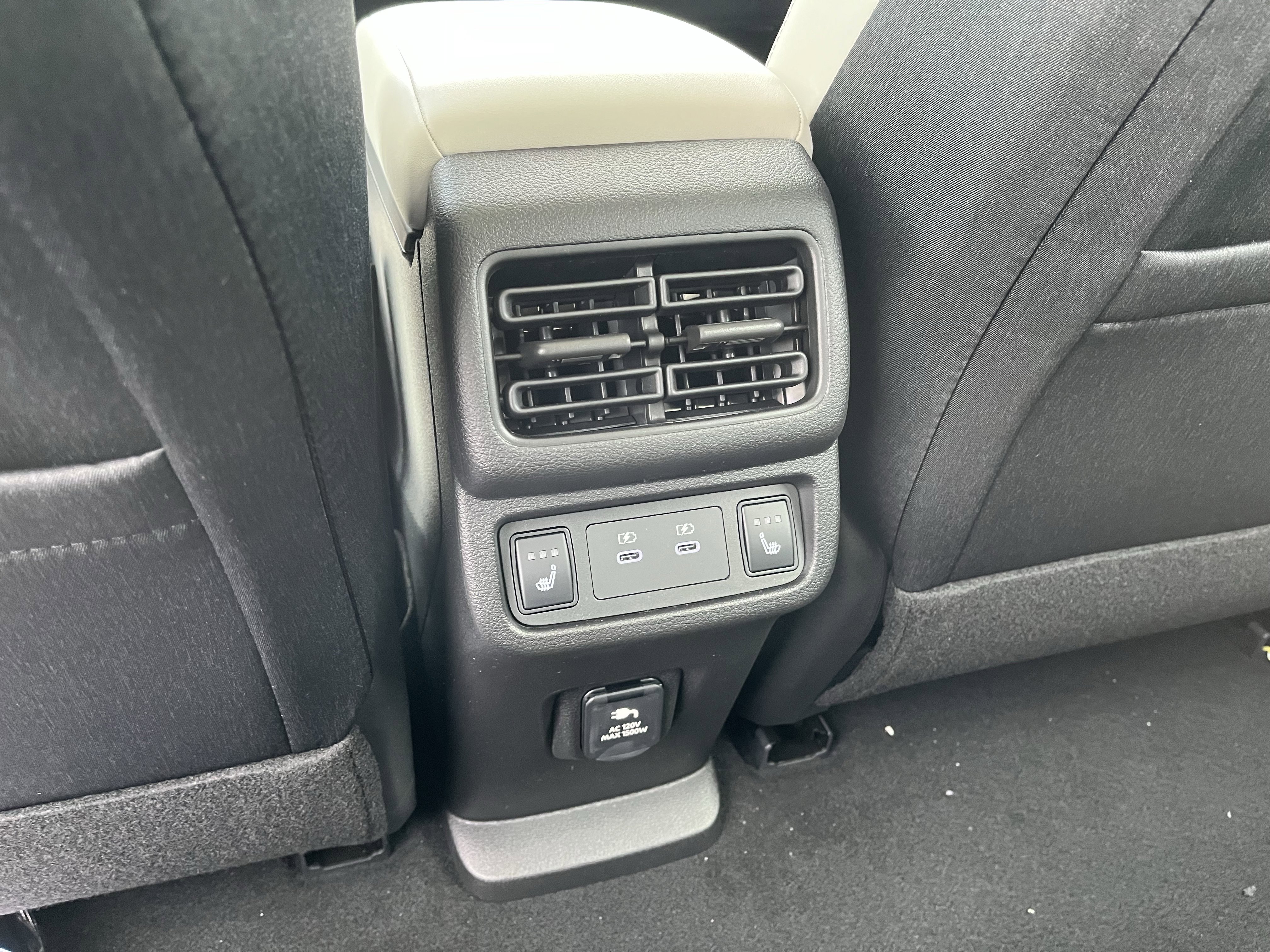 New 2026 Nissan Leaf Platinum+ w/ Cargo Package (Platinum+) image 26