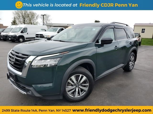 Used 2022 Nissan Pathfinder SL AWD/4WD image 1