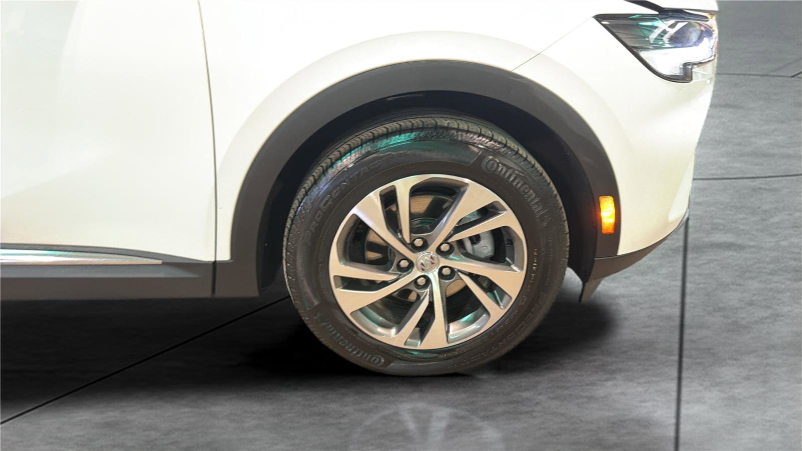Used 2022 Buick Envision Essence w/ Safety Package FWD image 28