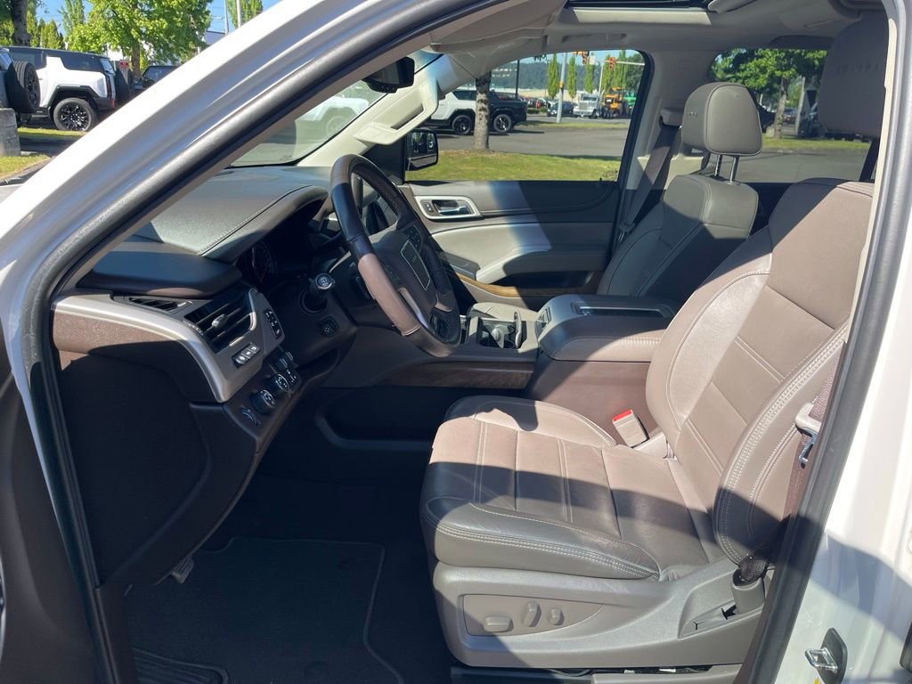 Used 2019 GMC Yukon Denali w/ Denali Ultimate Package AWD/4WD image 8