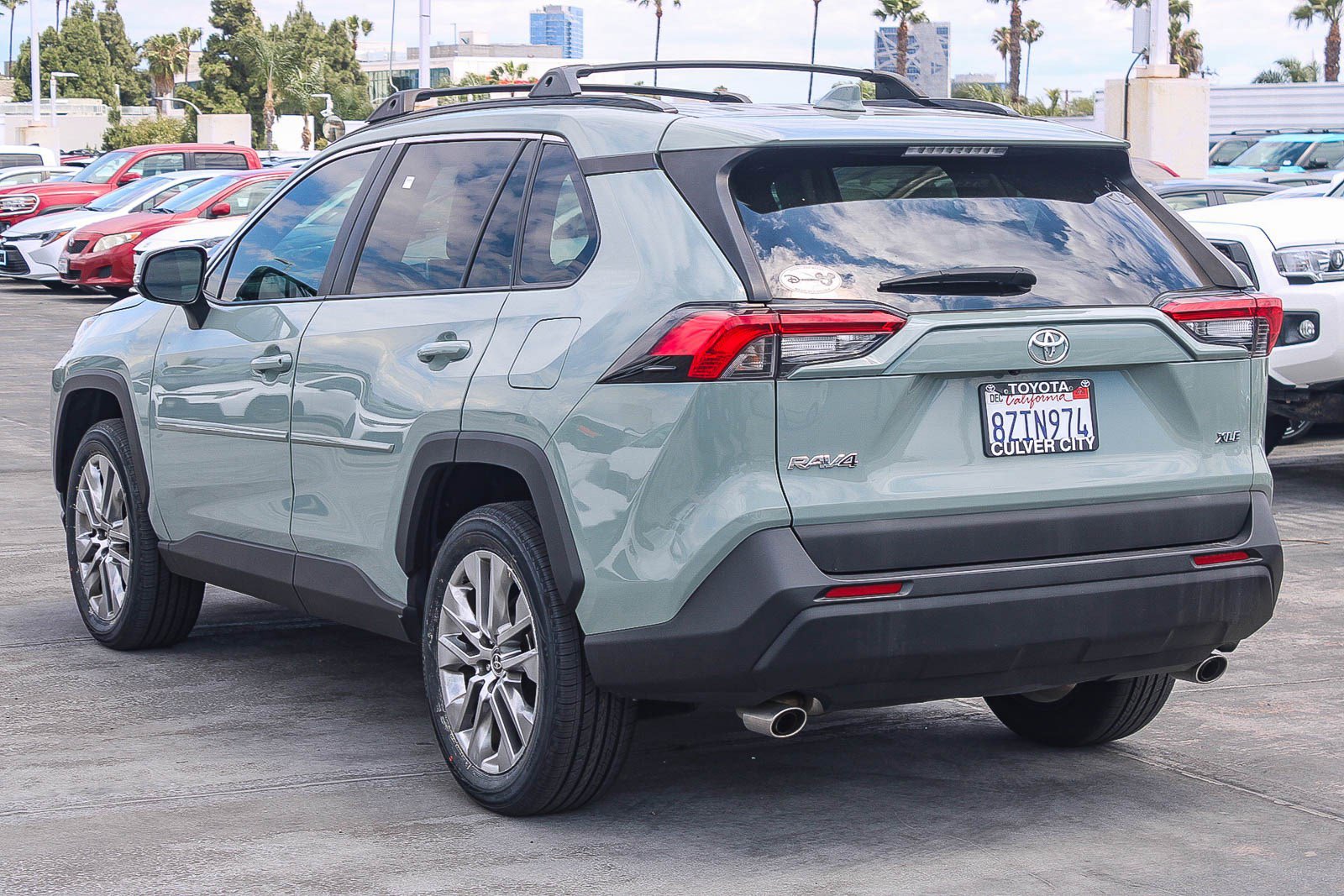 Certified 2021 Toyota RAV4 XLE Premium FWD image 12