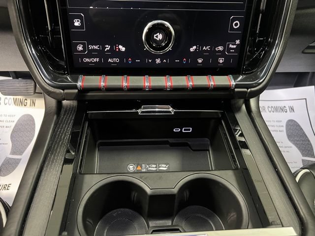 Used 2025 GMC Yukon AT4 Ultimate w/ LPO, Floor Liner Package AWD/4WD image 40