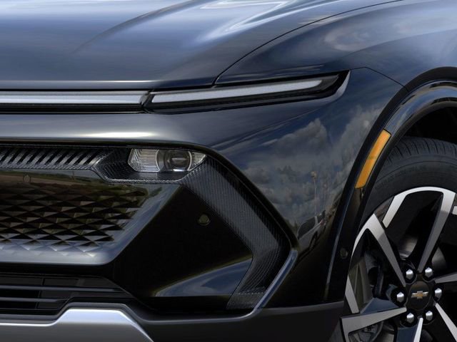 New 2025 Chevrolet Equinox EV LT FWD image 11