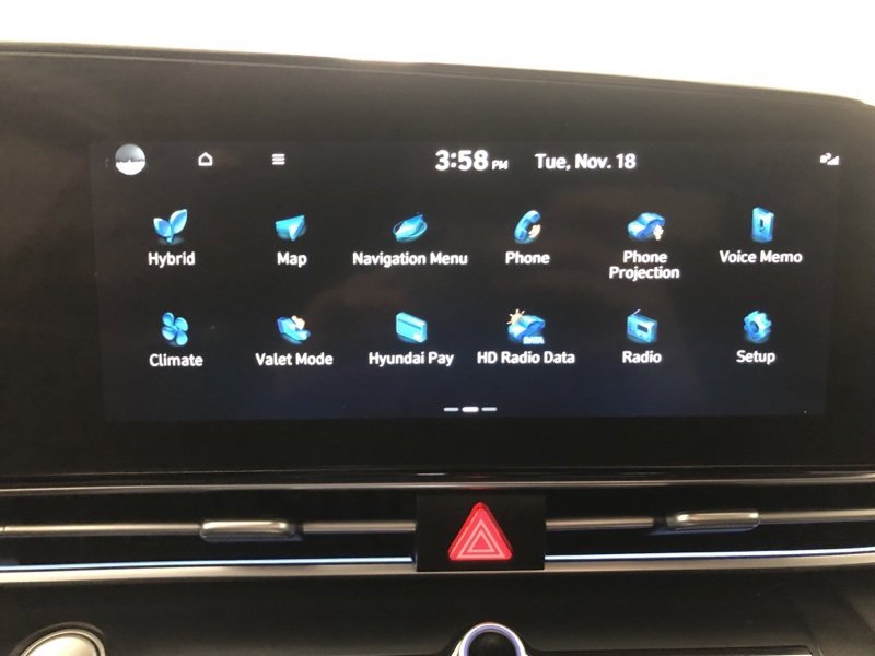 Used 2023 Hyundai Elantra Limited w/ Cargo Package image 28