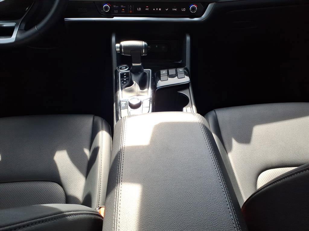 Used 2024 Kia Sportage EX image 18