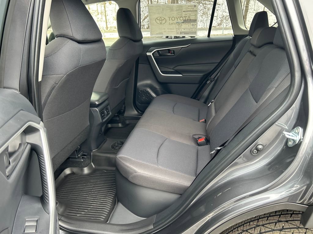 New 2025 Toyota RAV4 LE image 27