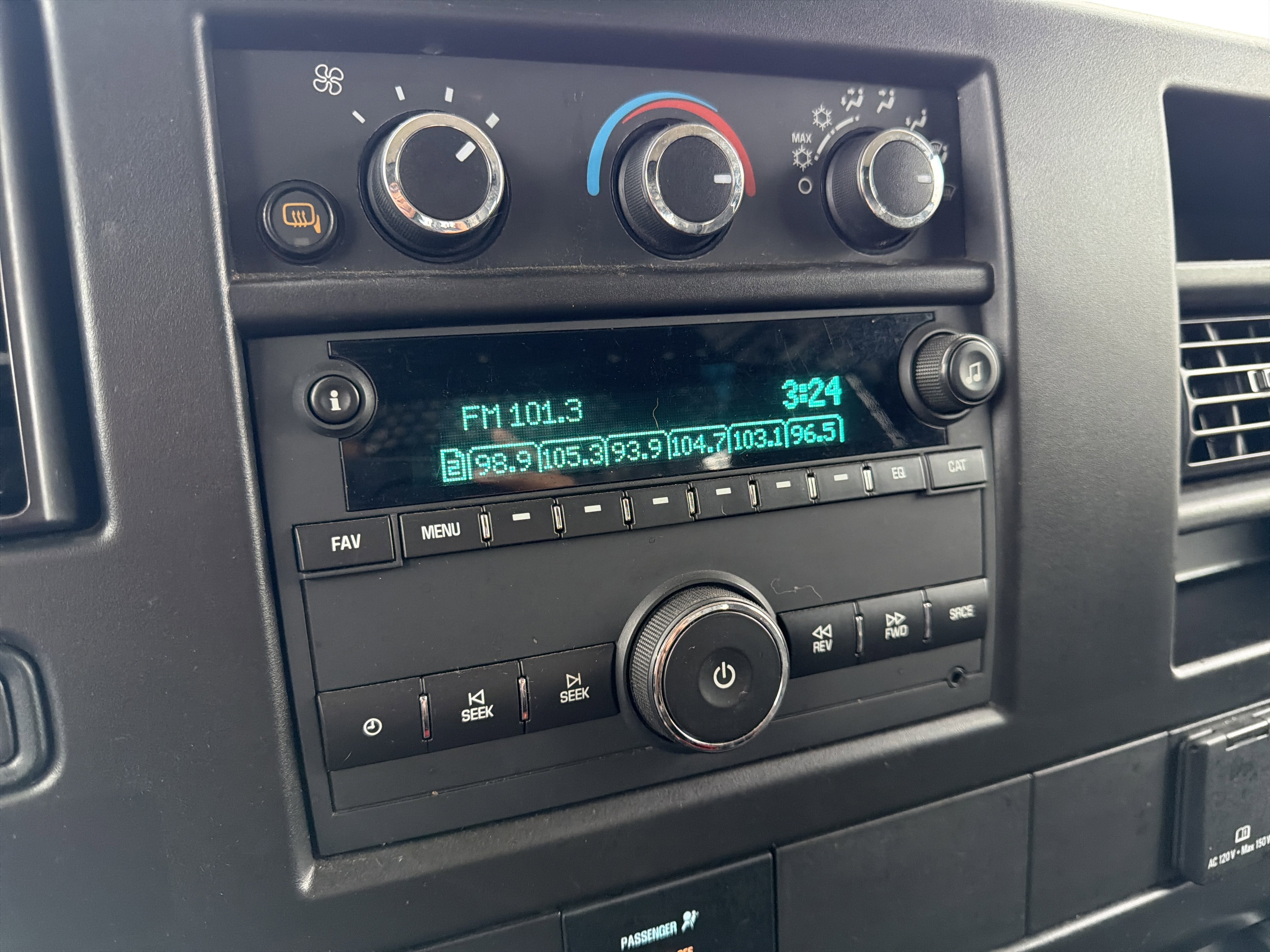 Used 2024 Chevrolet Express 2500 w/ Driver Convenience Package image 19