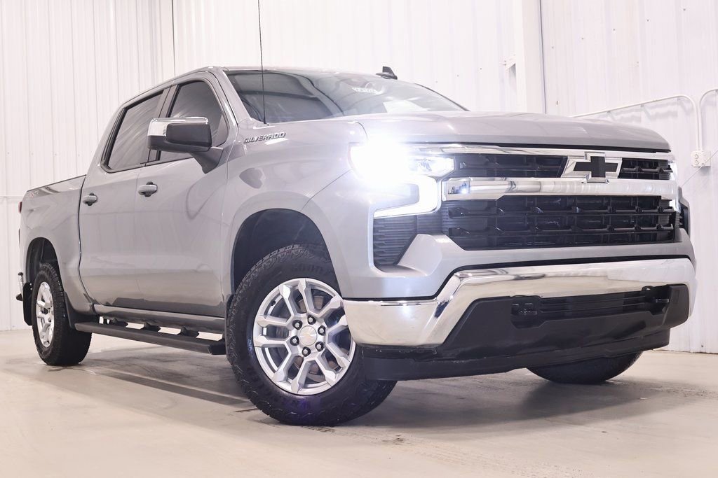 Used 2024 Chevrolet Silverado 1500 LT image 38