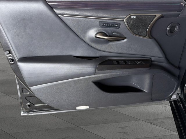 Used 2019 Lexus ES 350 w/ Accessory Package 2 FWD image 8