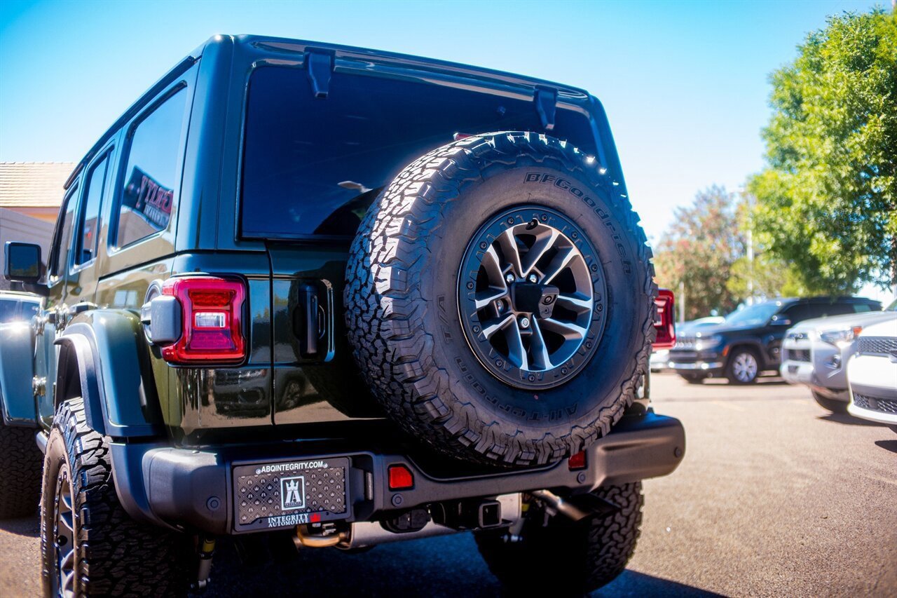 Used 2024 Jeep Wrangler Unlimited Rubicon 392 image 11