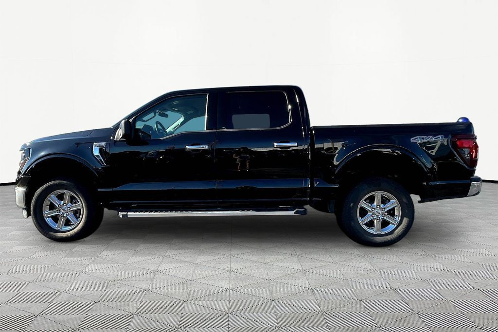 Used 2025 Ford F150 XLT w/ Equipment Group 301A Standard AWD/4WD image 4