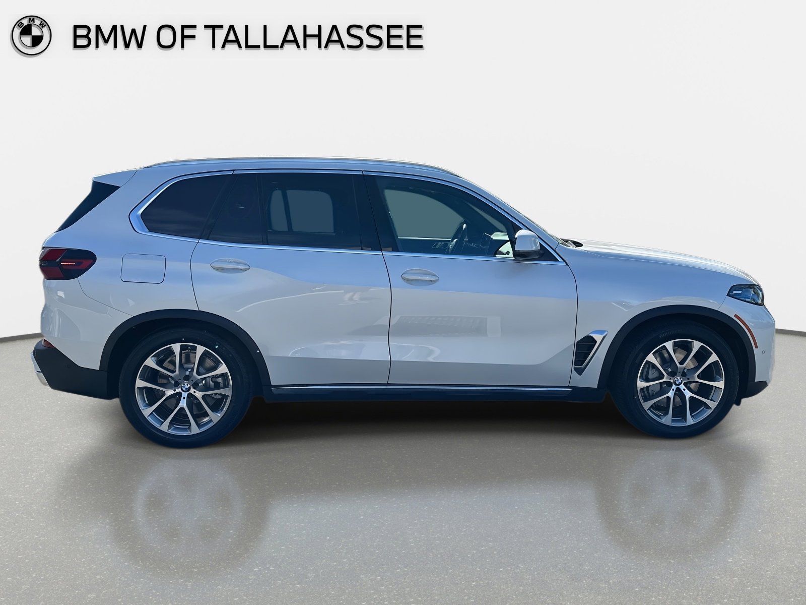 New 2026 BMW X5 xDrive50e AWD/4WD image 6