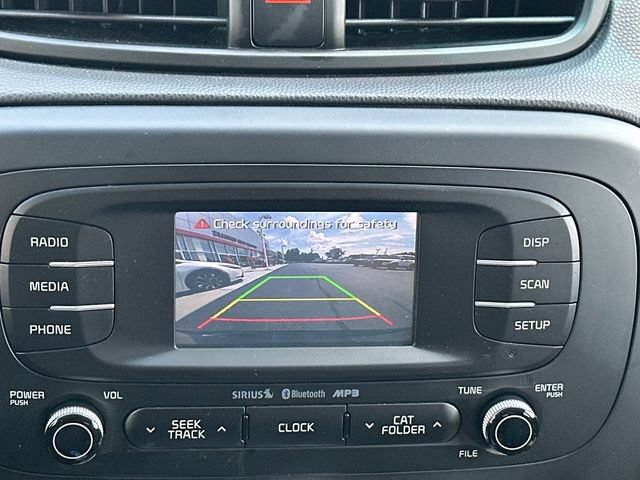 Used 2016 Kia Soul + FWD image 22