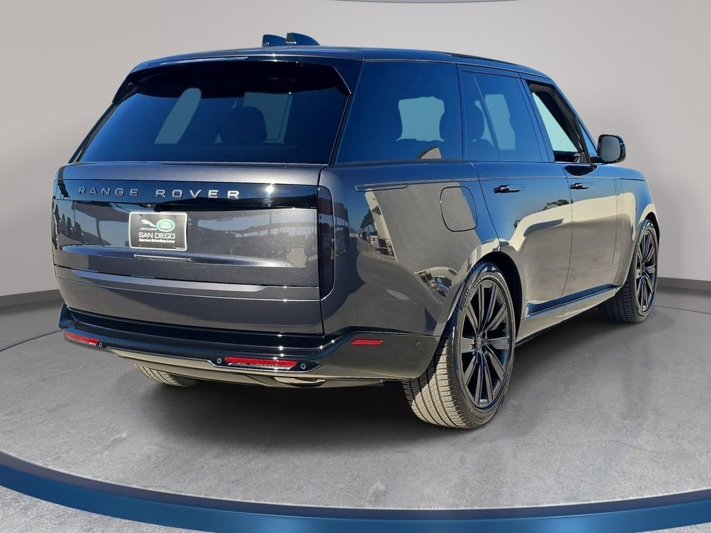 New 2026 Land Rover Range Rover SE image 5