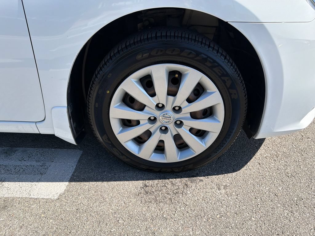 Used 2018 Nissan Sentra S FWD image 16