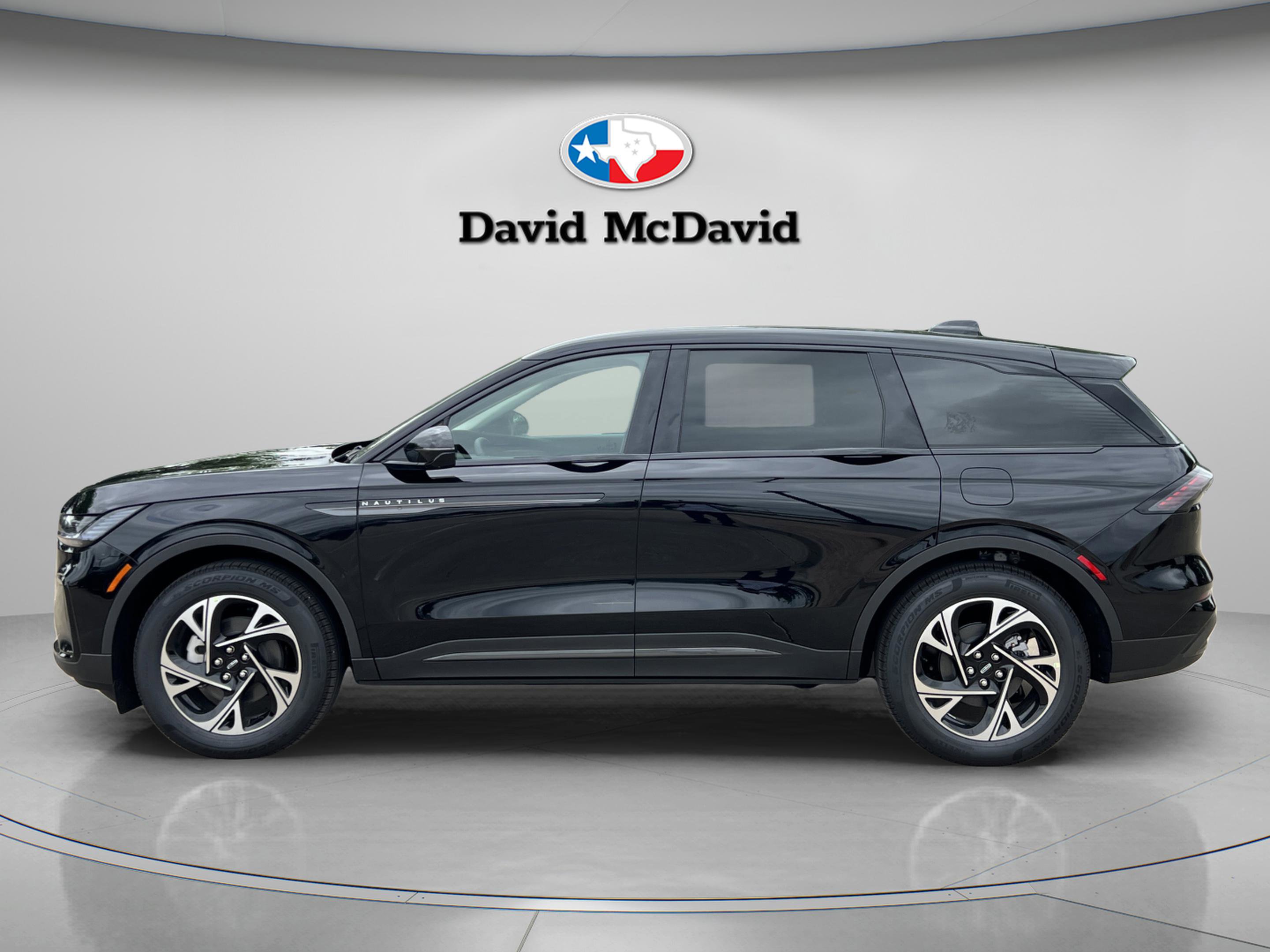 New 2026 Lincoln Nautilus Premier w/ Equipment Group 102A AWD/4WD image 4