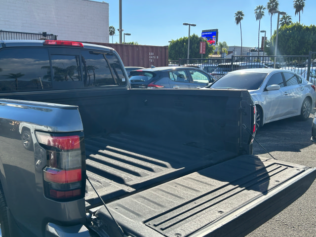 Used 2022 Nissan Frontier SV RWD image 10