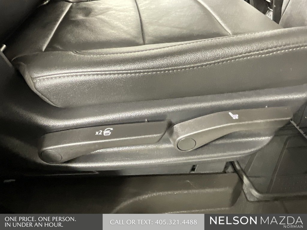 Used 2021 Chevrolet Tahoe Z71 w/ Rear Media and Nav Package image 32