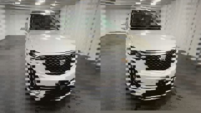 Used 2020 Cadillac XT6 Premium Luxury image 3