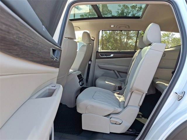 New 2026 Volkswagen Atlas SEL Premium R-Line image 5