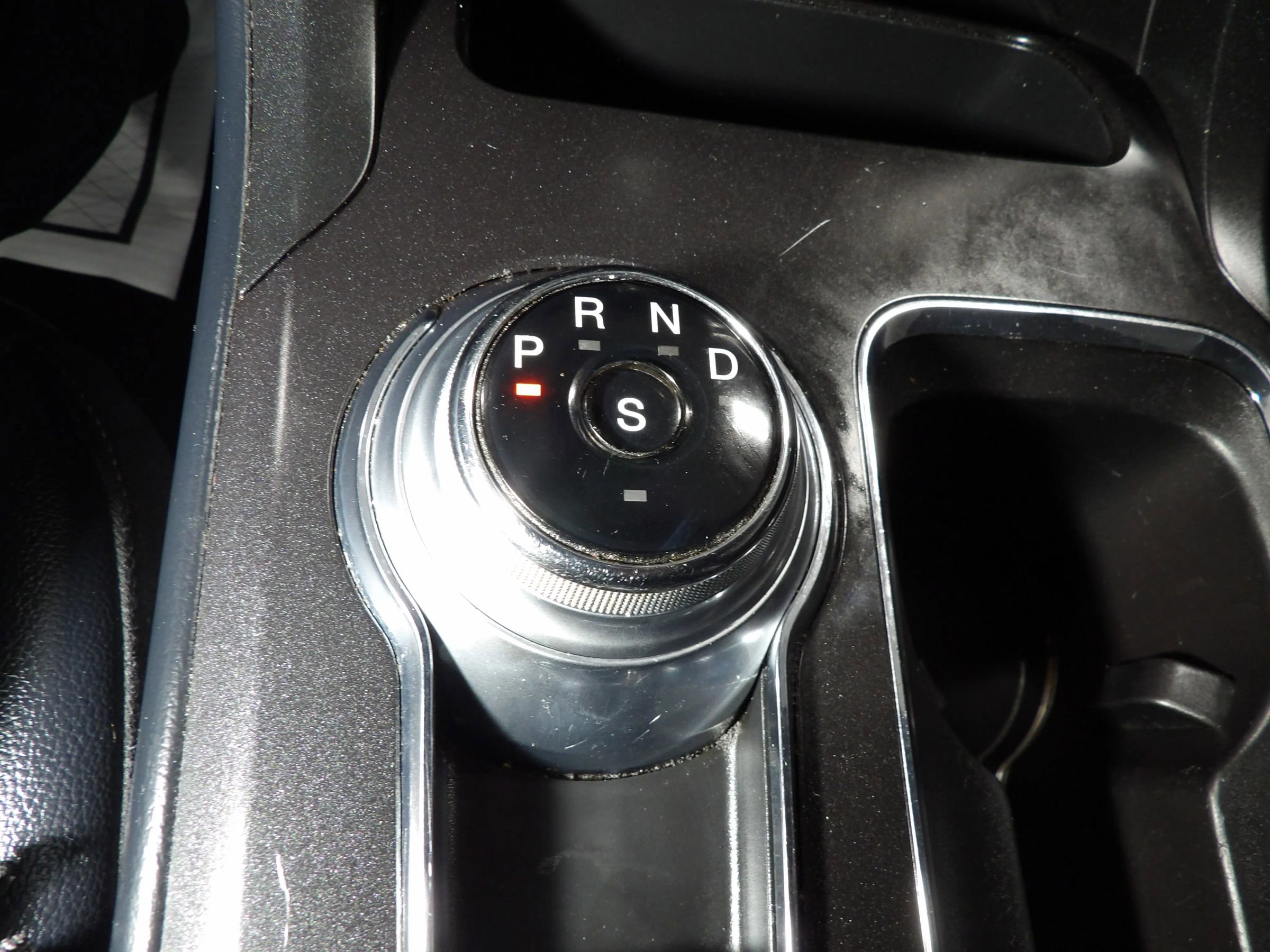 Used 2019 Ford Fusion Titanium image 17