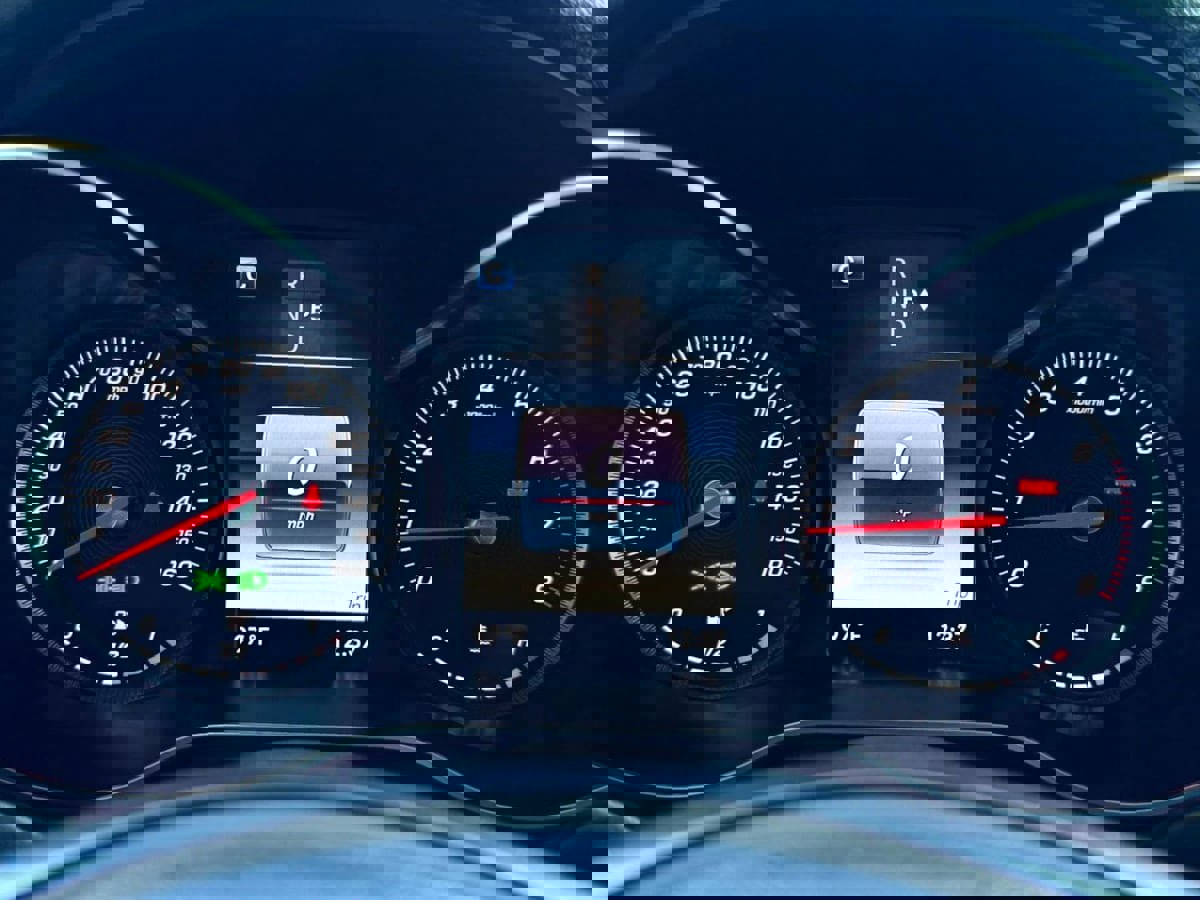 Used 2018 Mercedes-Benz C 300 Sedan w/ Premium Package image 47