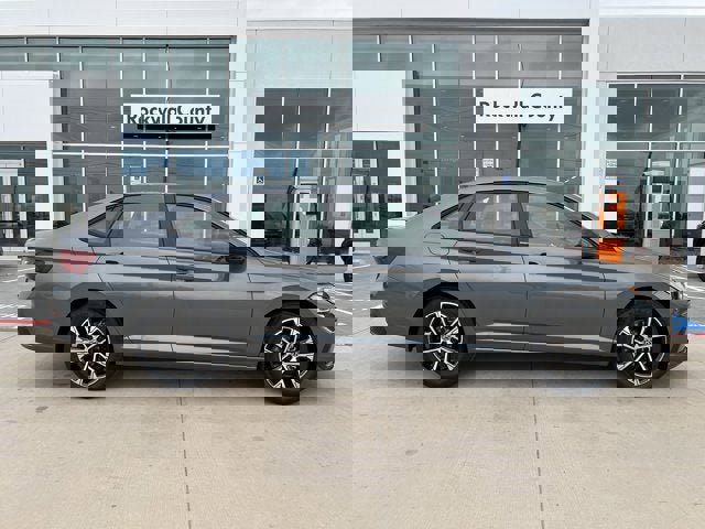 New 2025 Volkswagen Jetta Sport image 7