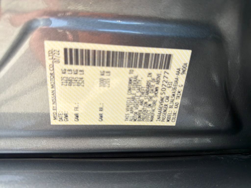 Used 2022 Nissan Maxima SR w/ Sport Mat Group FWD image 34