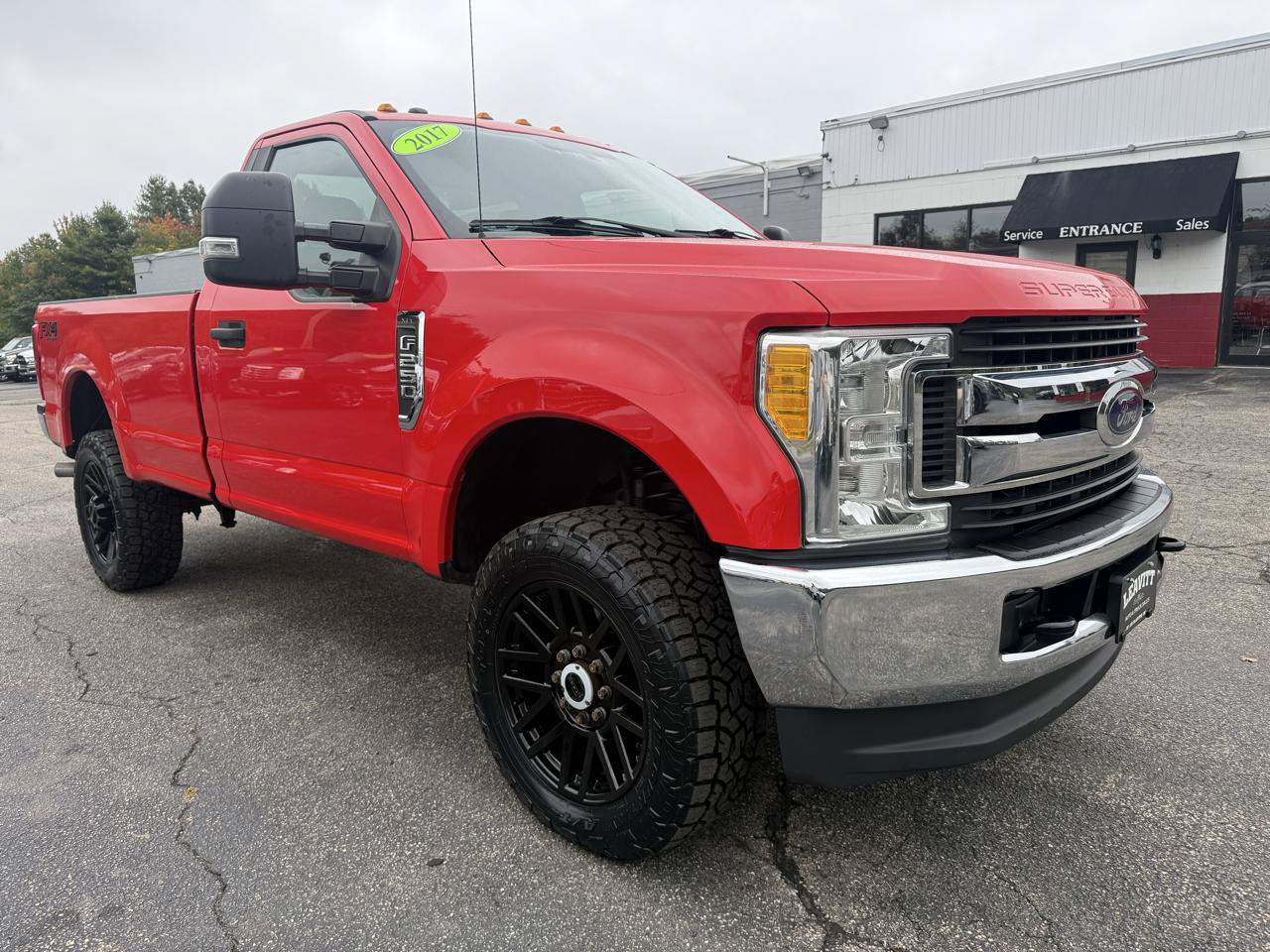 Used 2017 Ford F250 XLT w/ FX4 Off-Road Package AWD/4WD image 4