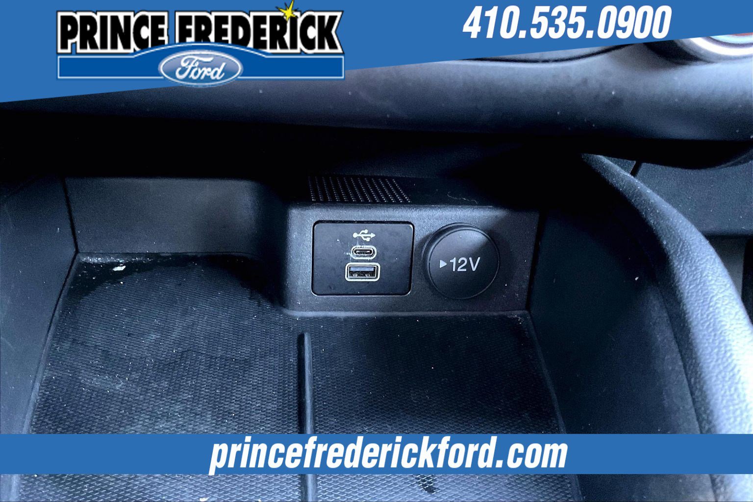 Used 2025 Ford Escape ST-Line image 29