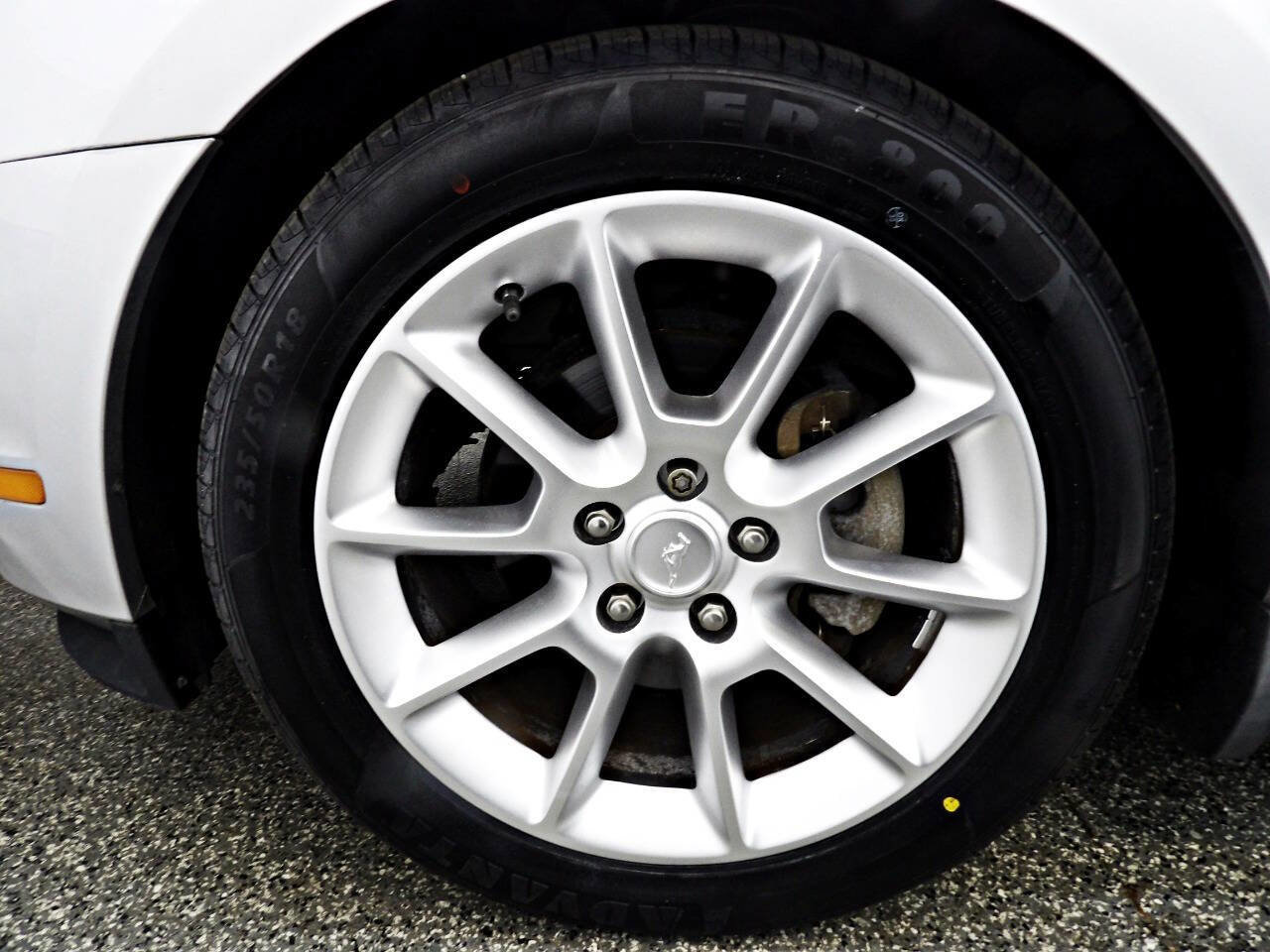 Used 2010 Ford Mustang Premium image 21