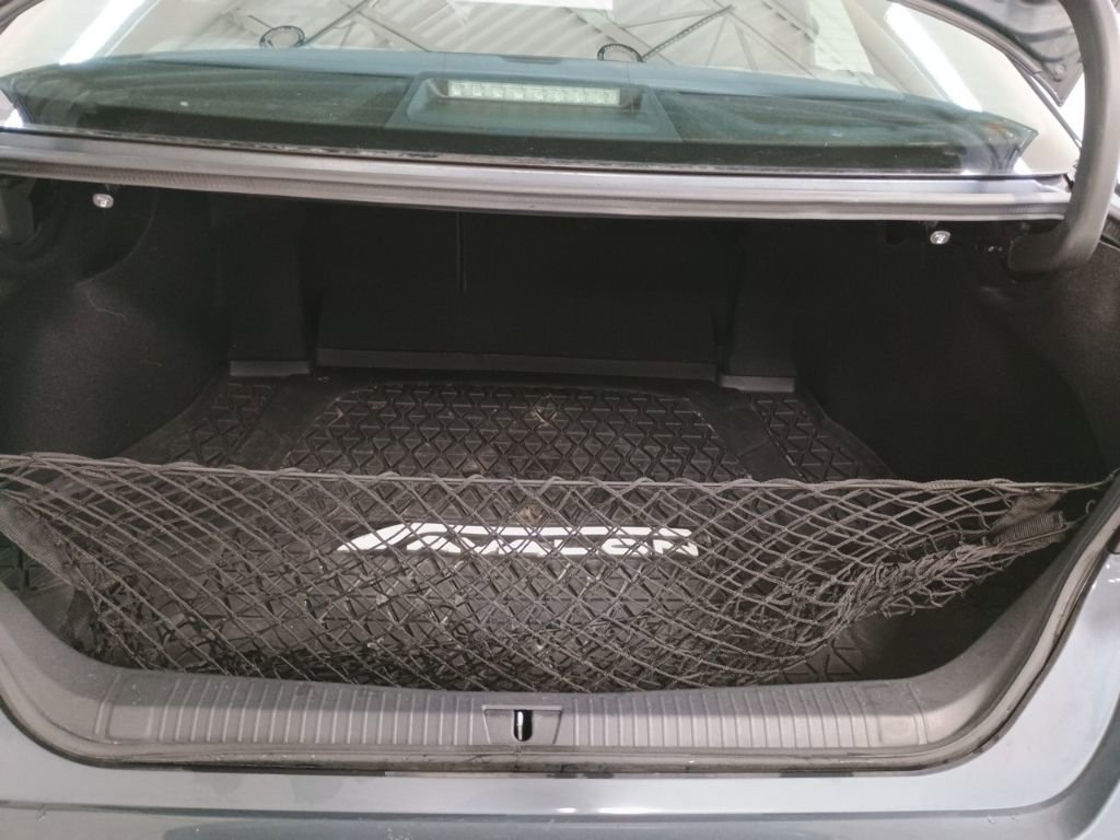 Used 2019 Toyota Avalon XLE w/ Moonroof Package image 28